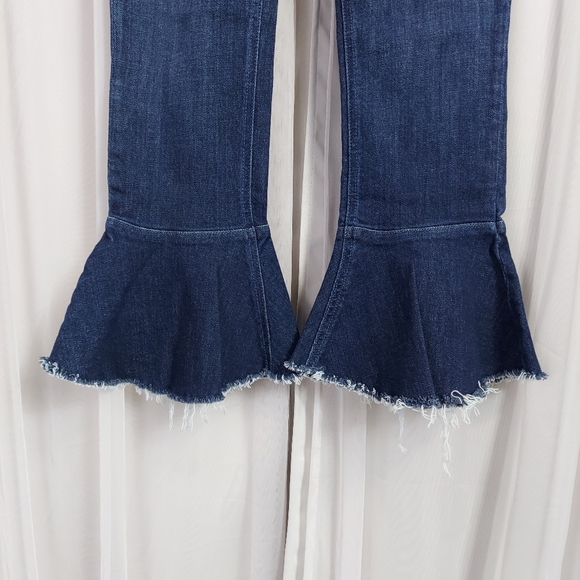 Mother Denim The Cha Cha Fray in Clean Sweep - Picture 6 of 12